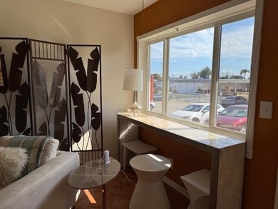 Lake Osborne Condo For Sale in Lake Worth Beach Florida