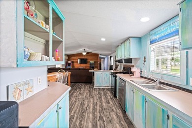 Charming Coastal Retreat with Room to Grow! Welcome to this - photo 8