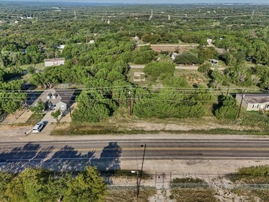 Nestled just off Tin Top Hwy in sought-after Granbury, Texas - photo 4