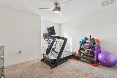 Beautiful LGI townhome built in 2022 featuring the spacious and - photo 22