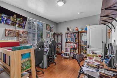 Stunning home in Royal Lakes in Miami Lakes. The home features - photo 25