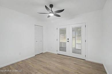 **Motivated Seller!** Welcome to this beautifully upgraded and - photo 6