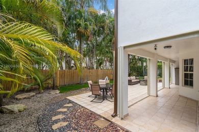 Stunning home in Royal Lakes in Miami Lakes. The home features - photo 34
