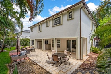 Stunning home in Royal Lakes in Miami Lakes. The home features - photo 35