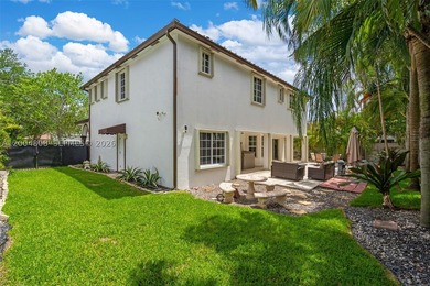 Stunning home in Royal Lakes in Miami Lakes. The home features - photo 38