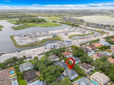 Stunning home in Royal Lakes in Miami Lakes. The home features - photo 47