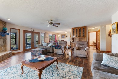 Waterfront living on Lake Pineda with a new roof and AC! This - photo 13