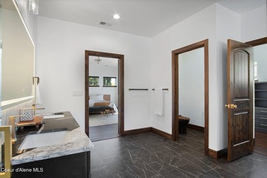 Already established as a successful short-term rental, the - photo 14