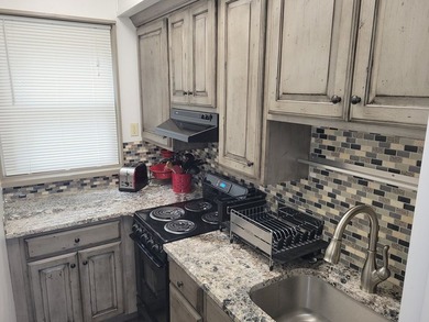 PHOTOS NOT ZOOMED IN! FULL Lake Cascade views! Lovely remodeled - photo 14