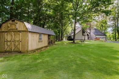 Welcome to a truly special offering-set on 3.77 acres with an SOL - photo 4
