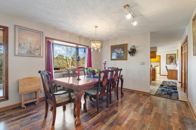 Waterfront living on Lake Pineda with a new roof and AC! This - photo 16