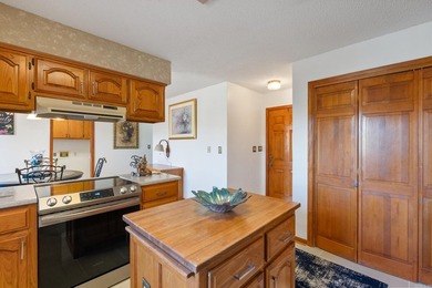Waterfront living on Lake Pineda with a new roof and AC! This - photo 20
