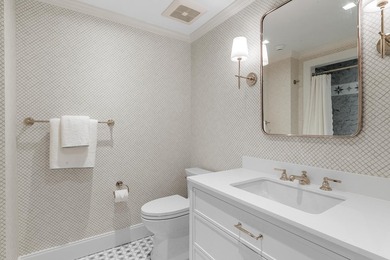 Welcome to this stunning, fully renovated, highly desirable - photo 25