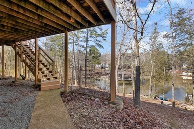 Waterfront living on Lake Pineda with a new roof and AC! This - photo 32