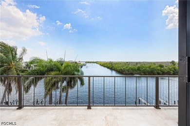 Luxury Waterfront Living in Cape Coral's Exclusive Hermitage - photo 34