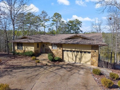 Waterfront living on Lake Pineda with a new roof and AC! This - photo 35