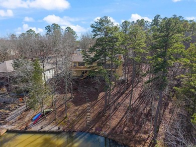 Waterfront living on Lake Pineda with a new roof and AC! This - photo 38