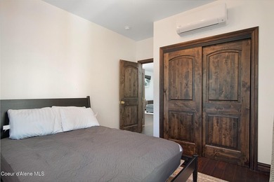 Already established as a successful short-term rental, the - photo 49