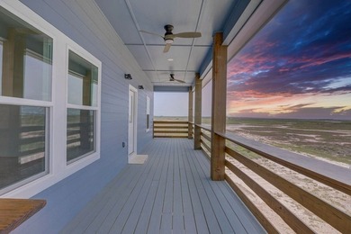 Coastal Luxury Meets Modern Comfort in Holiday Beach - New - photo 4