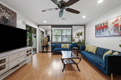 Welcome to this charming 2-bedroom, 2-bathroom villa situated in - photo 7