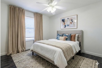 Lowest priced 4-bedroom in Destin with a private pool! Situated - photo 12