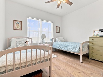 Experience the perfect blend of modern luxury, exceptional - photo 25