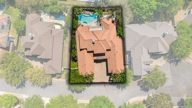 Set within an exclusive gated enclave in Alamo Heights, this - photo 5
