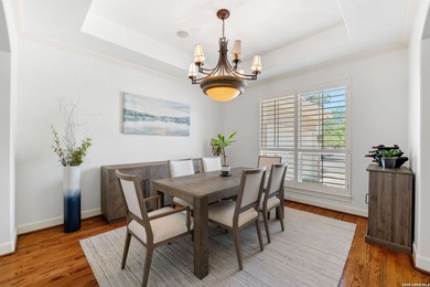 Set within an exclusive gated enclave in Alamo Heights, this - photo 9