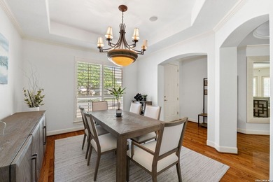 Set within an exclusive gated enclave in Alamo Heights, this - photo 10