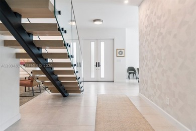 Welcome to this exceptional residence in the prestigious gated - photo 15