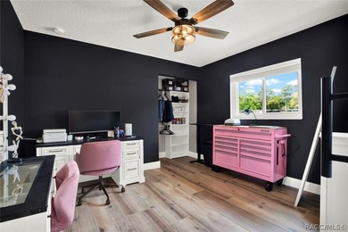 Fully renovated, move-in ready -- your Florida Dream Home - photo 15