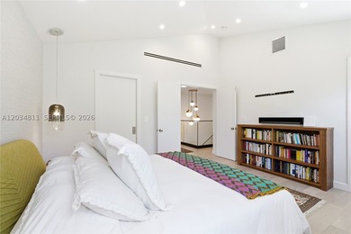 Welcome to this exceptional residence in the prestigious gated - photo 17