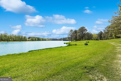 Tucked into the rolling countryside of West Georgia, just 45 - photo 24
