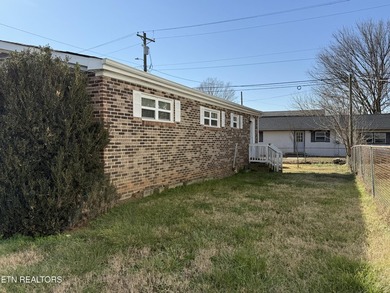 Back on market due to no fault of sellers. Buyer's financing - photo 10