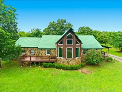 Wake up to beautiful views of Lake Tenkiller from the comfort of - photo 1