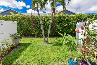 Don't miss this hidden gem! This beautifully upgraded 2-story - photo 27