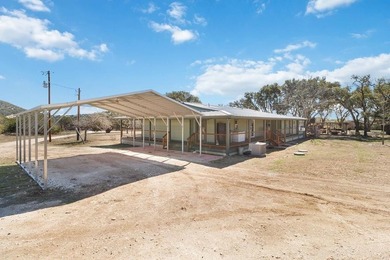Multi-generation with 2 homes. No deed restrictions and Ag - photo 23