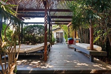 Tucked into the heart of Bay Park, this property hits the market - photo 23