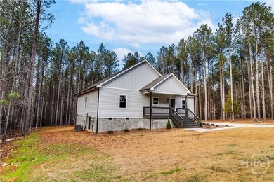 Discover refined lake living in the desirable Stillwater Coves - photo 4