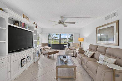 Bright, beautifully renovated ground-floor corner residence just - photo 20