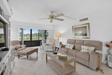 Bright, beautifully renovated ground-floor corner residence just - photo 21
