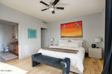 UNICORN ALERT! If you need a swanky pad, welcome home! Portland