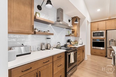 You will think you've walked into a model home. This beautiful - photo 25