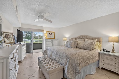 Bright, beautifully renovated ground-floor corner residence just - photo 27