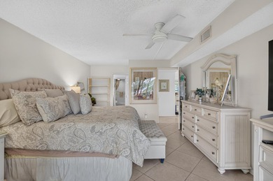 Bright, beautifully renovated ground-floor corner residence just - photo 29