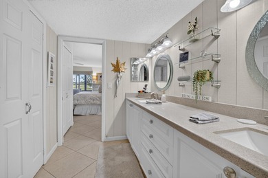 Bright, beautifully renovated ground-floor corner residence just - photo 31