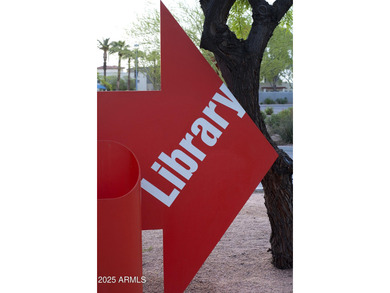 UNICORN ALERT! If you need a swanky pad, welcome home! Portland