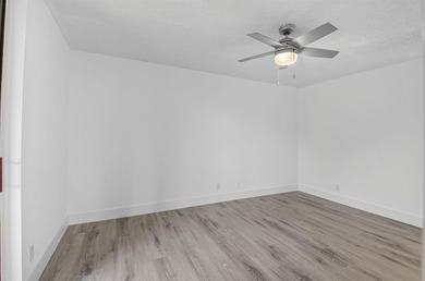 Experience comfort and convenience in this NEWLY RENOVATED - photo 10