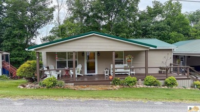 Barren River Lake Home For Sale in Lucas Kentucky