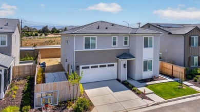 SELLER MOTIVATED Seller will give $10,000 towards buyers closing - photo 4